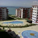 Private In Marina View Apartamento