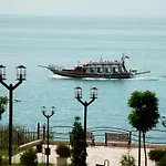 Private In Marina View * Elenite