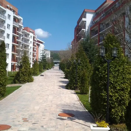 Private In Marina View * Elenite