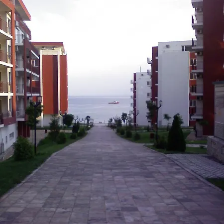 Private In Marina View * Elenite