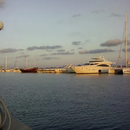 Private In Marina View Elenite