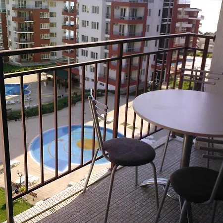 Private In Marina View Apartament Elenite