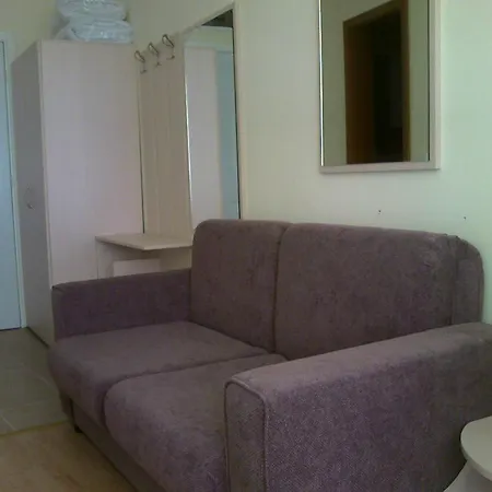 Private In Marina View *