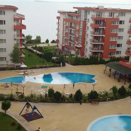 Private In Marina View Apartament Elenite