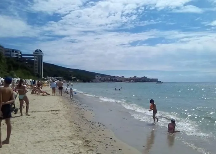 Private In Marina View Fort Beach Elenite